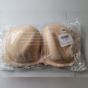NEW IN PACKAGE Elegant Beige Convertable/strapless/backless/ha Lace Bra Size 38D